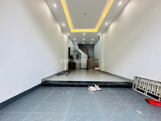 CHỦ BÁN GẤP BÁN NHÀ ĐẸP LAI XÁ 6 TỶ - GẦN QL 32- ĐH THÀNH ĐÔ-CẠNH Ô TÔ