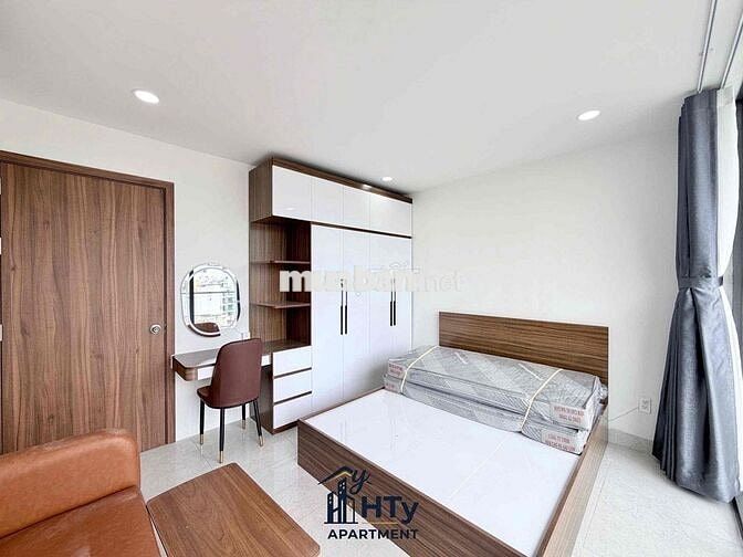 🔥Căn Hộ 2Ph Ngủ Full NT Mới 100% - Ban Công - Nằm Ngay Khu Trung Tâm