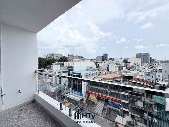 🔥Căn Hộ 2Ph Ngủ Full NT Mới 100% - Ban Công - Nằm Ngay Khu Trung Tâm