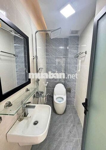 PHÒNG MÁY LANH KHU VẠN PHÚC CITY