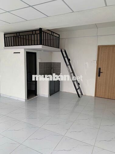 Cho thuê phòng trọ 33 m2 tại góc Phan Đăng Lưu và Nơ Trang Long