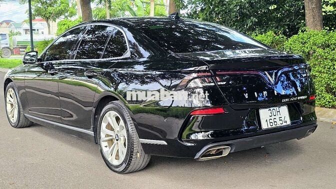 VinFast Lux A2.0 Plus 2021 Đen 15 vạn km