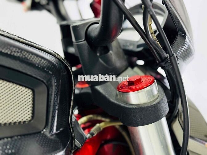 Bán Ducati Monster 796 ABS đã full desmo lớn