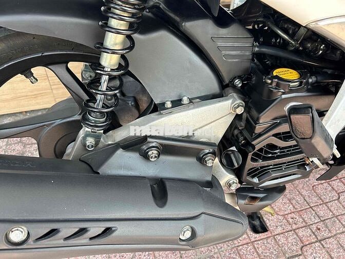 Honda Airblade Fi Thái 2010 zin êm ngon chính chủ