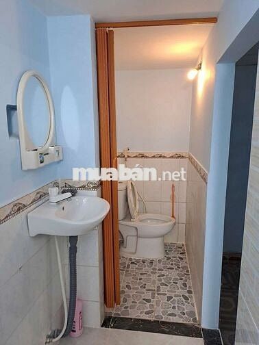 Nhà cho thuê nguyên căn trung tâm thị trấn Cần Giuộc
