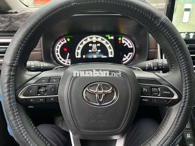 INNOVA CROSS 2.0V 2025 - 825TR THƯƠNG LƯỢNG