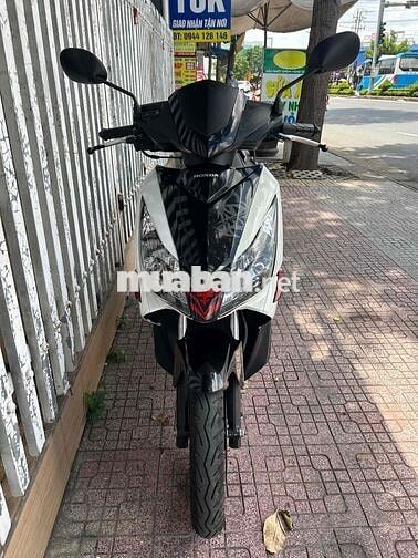 Honda Airblade Fi Thái 2010 zin êm ngon chính chủ