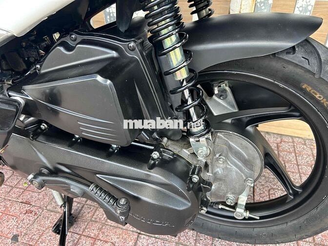 Honda Airblade Fi Thái 2010 zin êm ngon chính chủ
