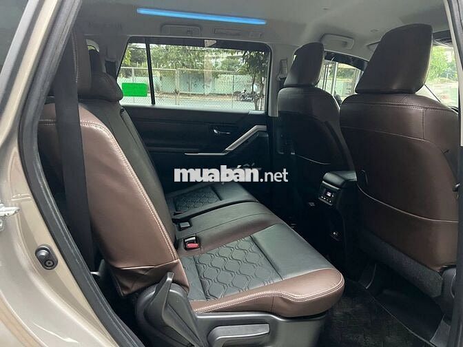 INNOVA CROSS 2.0V 2025 - 825TR THƯƠNG LƯỢNG