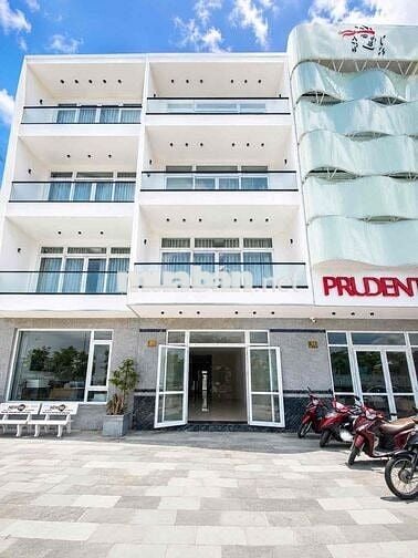 CHO THUÊ NHÀ TRỆT 3 LẦU MẶT TIỀN HƯỚNG QUỐC LỘ 1A KDC HỒNG LOAN 5C