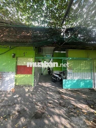 Nhà trọ giờ tự do cách mặt tiền chỉ 10m2