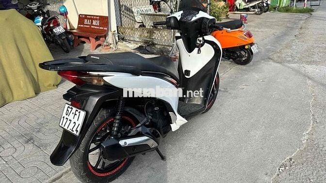 Honda SH 150 2013 Trắng lên Ý ( hỗ trợ góp )