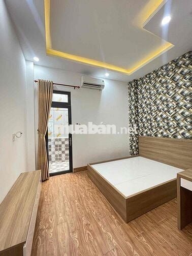 Nhà lầu full nội thất hẻm Đoàn Thị Điểm