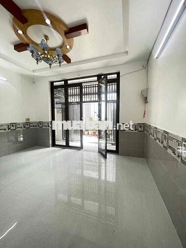 Nhà 2 phòng mới hẻm sau lưng KDC Đại Ngân