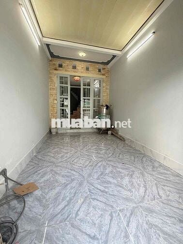 Nhà mới lầu 2pn 2 máy lạnh gần Vincom HV