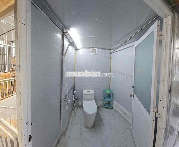 Mat tien C12 -Tân Bình - có vỉa hè - 1 trệt 2 lầu - kd tự do