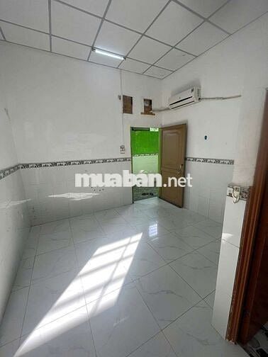 Nhà trọ giờ tự do cách mặt tiền chỉ 10m2