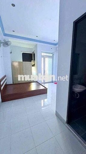 CHO THUÊ PHÒNG BAN CÔNG FULL NT SIÊU RỘNG THOÁNG NGAY VƯỜN LÀI