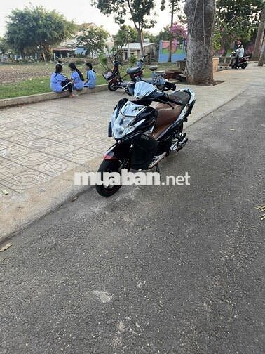 Yamaha Nouvo XS Đen