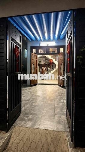 LINH TÂY - THỦ ĐỨC - Nhà 3 tầng - SỔ HỒNG RIÊNG