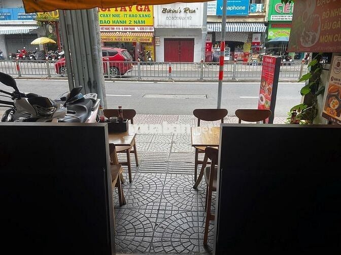 CHO THUÊ MB VỈA HÈ + MB TRONG NHÀ