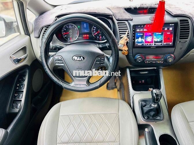 Kia K3 2015. Máy 1.6L