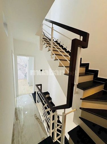 Chính chủ bán nhà MT thụt đường Âu Dương Lân Q.8 - 6m x 8m chỉ 7,48 tỷ
