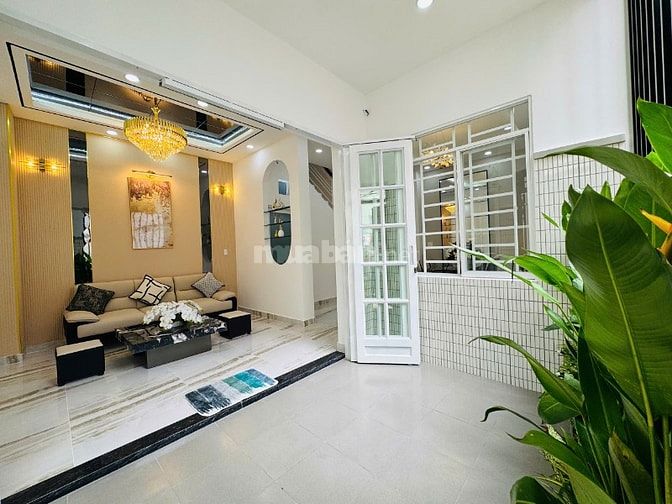 Chính chủ bán nhà MT thụt đường Âu Dương Lân Q.8 - 6m x 8m chỉ 7,48 tỷ