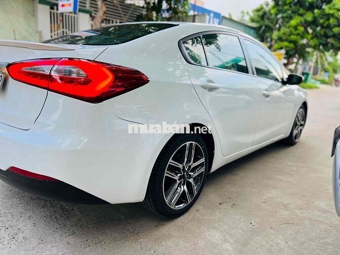 Kia K3 2015. Máy 1.6L