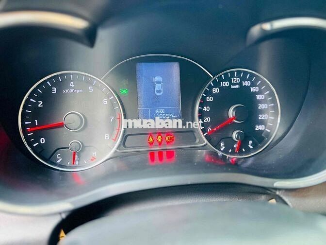 Kia K3 2015. Máy 1.6L