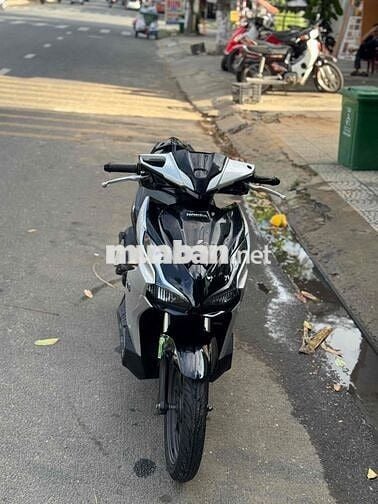 Honda Air Blade 2021 Đen bạc ( hỗ trợ gop no xau)