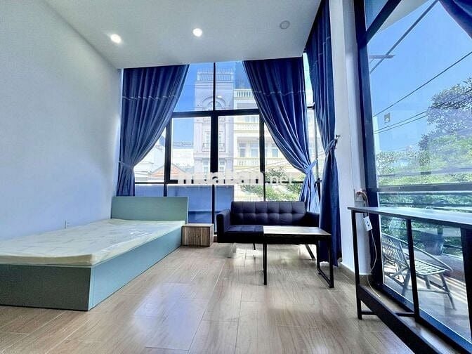 CĂN HỘ MỚI XÂY, FULL NỘI THẤT, BAN CÔNG VIEW ĐẸP, THANG MÁY