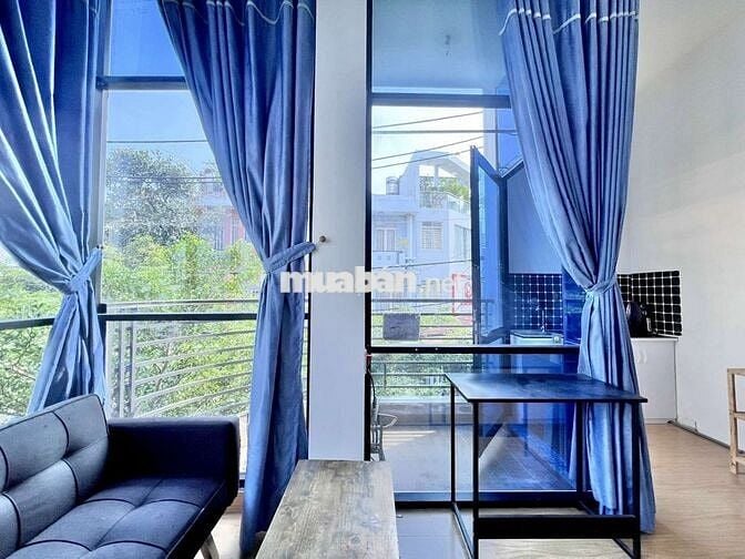 CĂN HỘ MỚI XÂY, FULL NỘI THẤT, BAN CÔNG VIEW ĐẸP, THANG MÁY