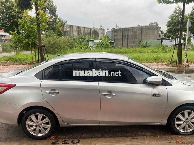 Toyota Vios Bạc Xe gia đình