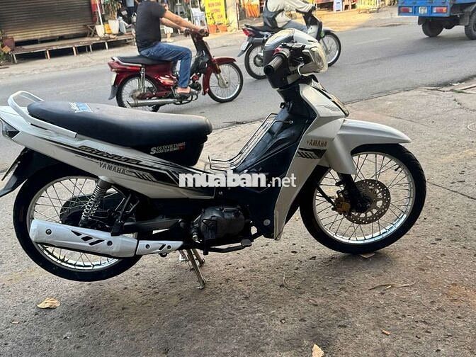 Yamaha Sirius Trắng xanh