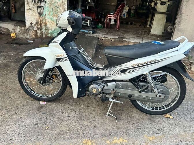 Yamaha Sirius Trắng xanh