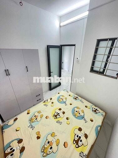Căn 3PN full nội thất + nhà thang máy + xe đậu ở cổng