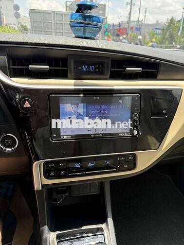 Toyota Corolla Altis 2019 Đen 1500 km,như xe mới