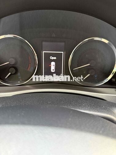 Toyota Corolla Altis 2019 Đen 1500 km,như xe mới