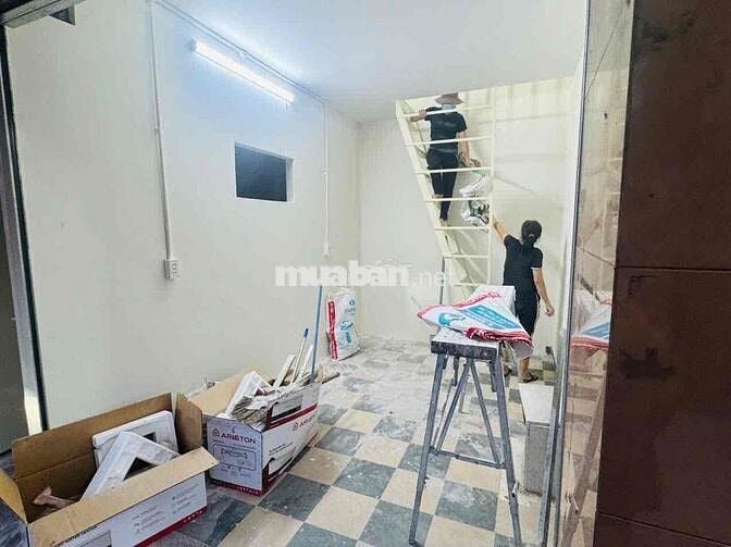 MB ngay chợ Bà Chiểu, 1 trệt 1 lửng