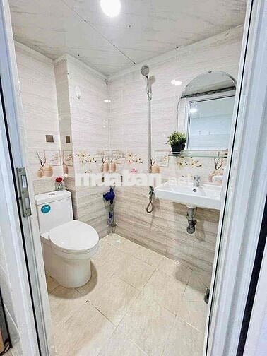SĂN DUPLEX MỚI TINH CỰC XINH FULL NỘI THẤT GẦN ĐẠI HỌC SƯ PHẠM,