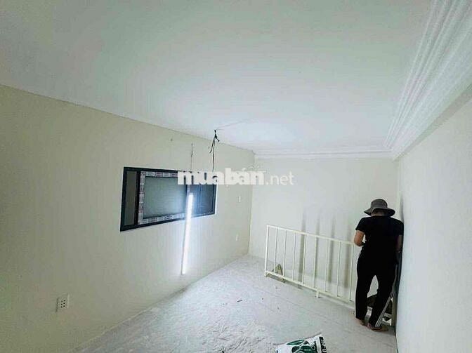 MB ngay chợ Bà Chiểu, 1 trệt 1 lửng