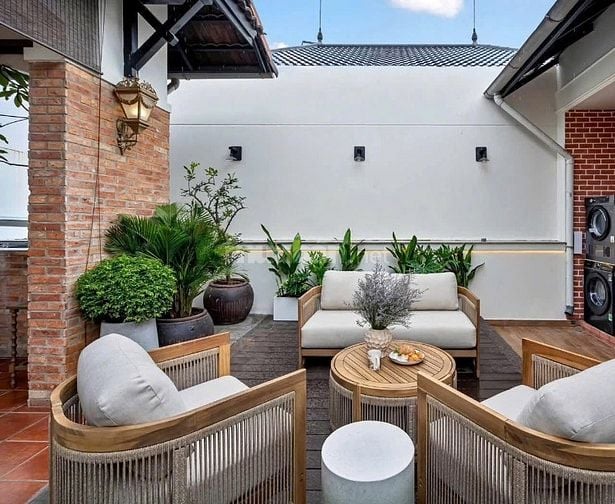 Cho thuê nhà Thảo Điền 12x21m, 1 trệt 2 lầu ST, vị trí đẹp, giá tốt.