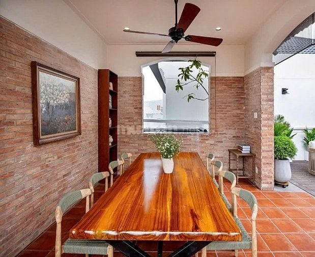 Cho thuê nhà Thảo Điền 12x21m, 1 trệt 2 lầu ST, vị trí đẹp, giá tốt.