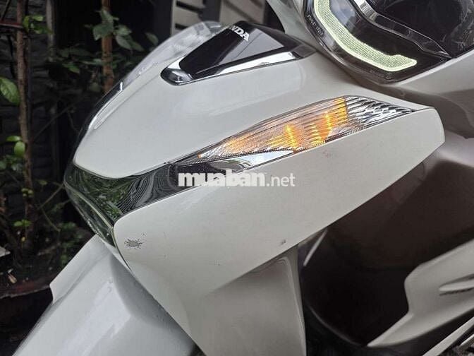 Honda SH160i ABS 2023 Trắng ngọc 11.400 km