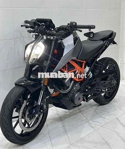 KTM DUKE 390