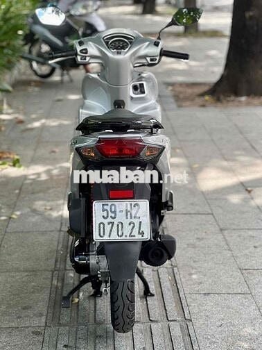 Honda Vision 2022 Bản đặc biệt Smartkey Bạc