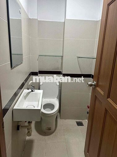 cho thuê 1 phòng ngủ gần ĐH UEF ,Hutech full nội thất có ban công