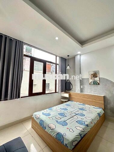 cho thuê 1 phòng ngủ gần ĐH UEF ,Hutech full nội thất có ban công