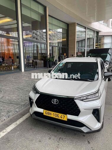 Toyota Veloz 2022 CVT Trắng